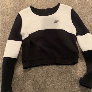 Nike sweatshirt